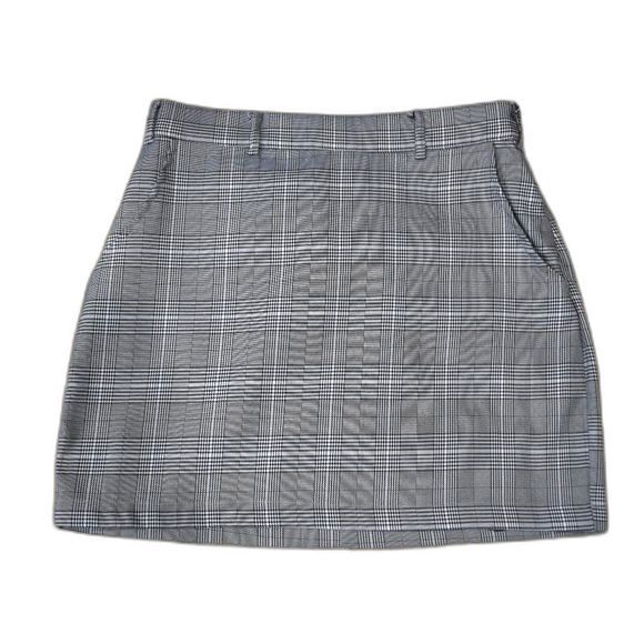 Wild Honey Gray Black Plaid Mini Skirt Size M Pockets Y2K Preppy Grunge - Picture 2 of 10